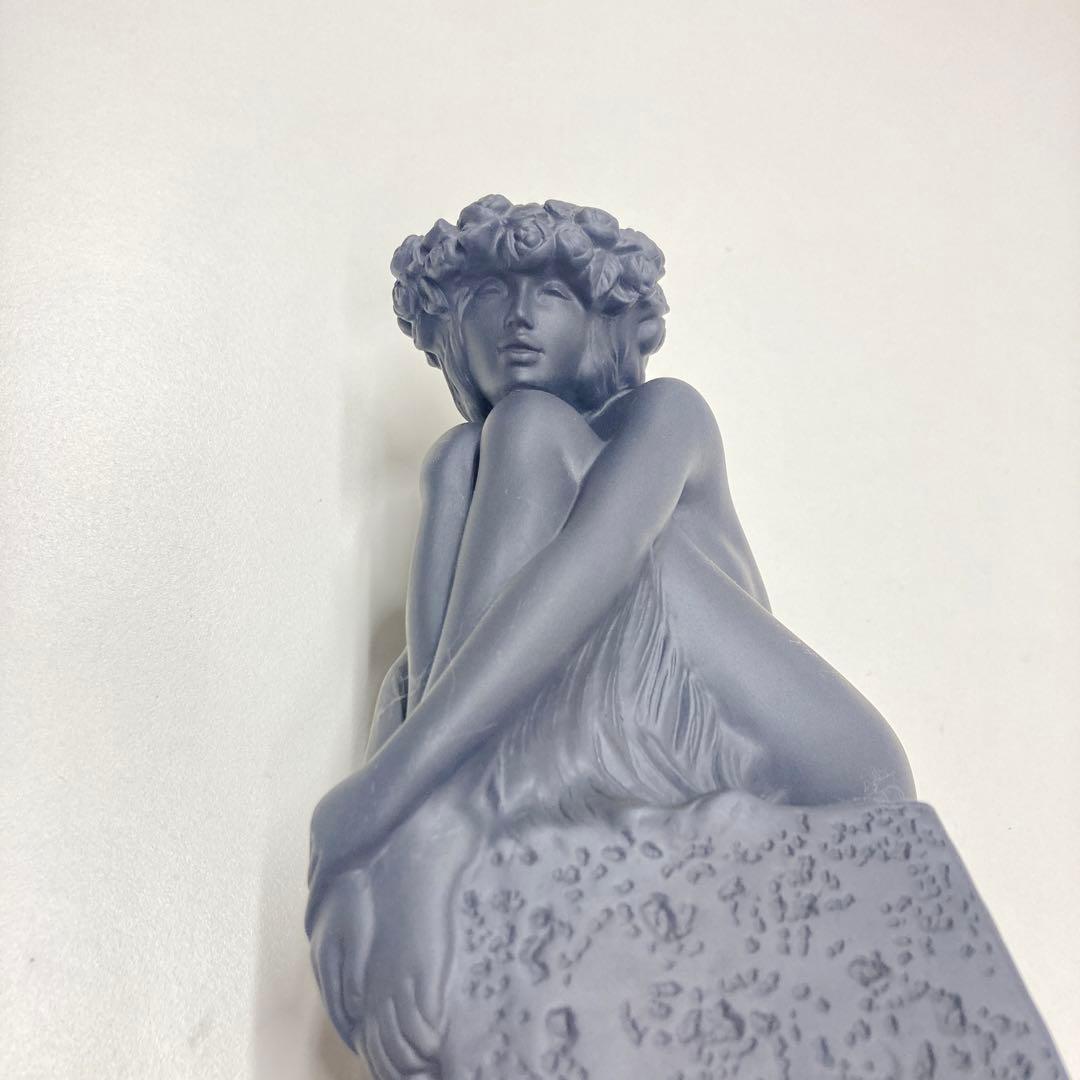 ロイヤルコペンハーゲンVirgo フィギュリン