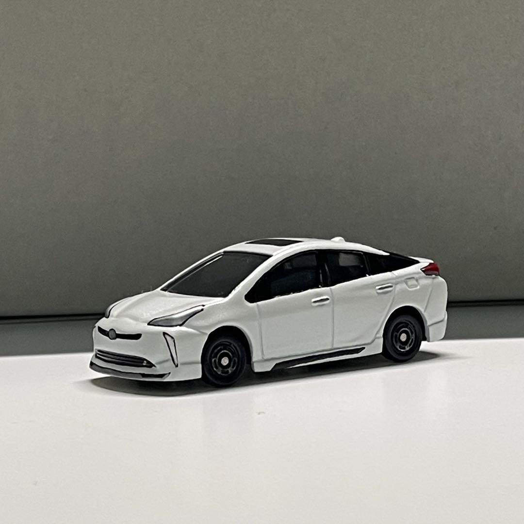 トミカ改造 プリウス50モデリスタ
