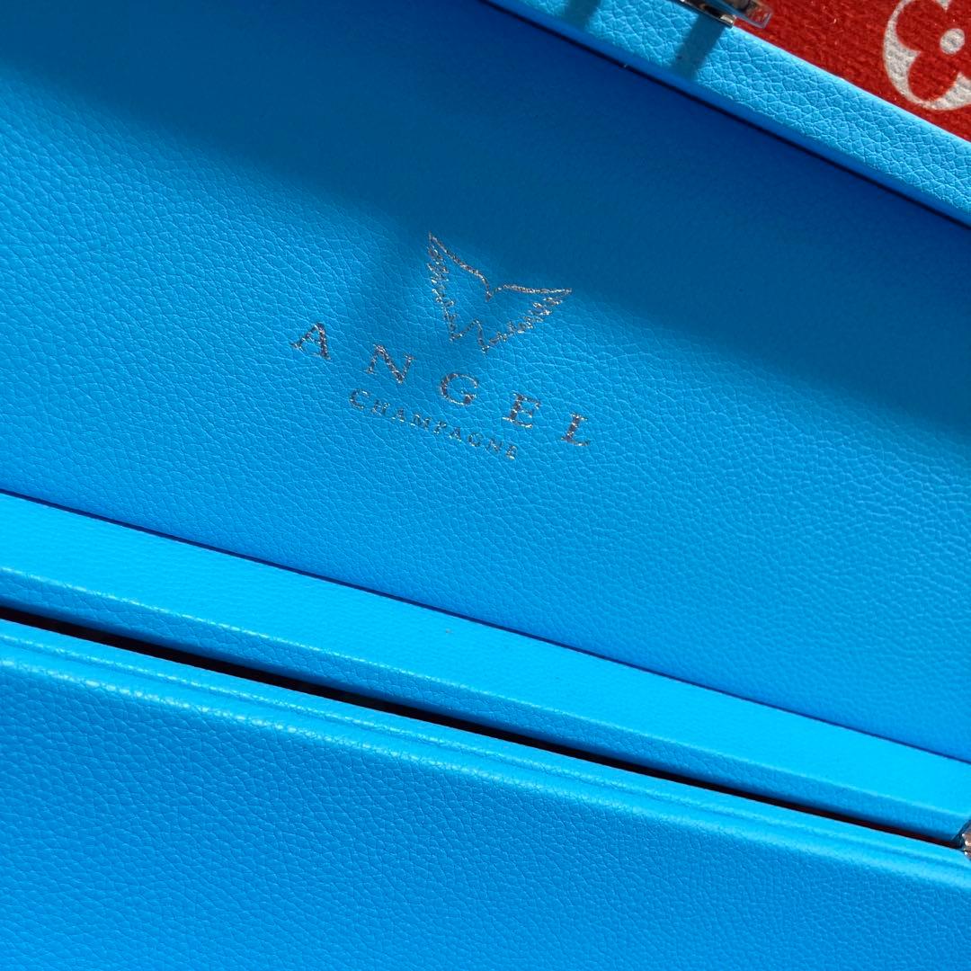 ANGELシャンパンケース水色•ベビーピンク•白