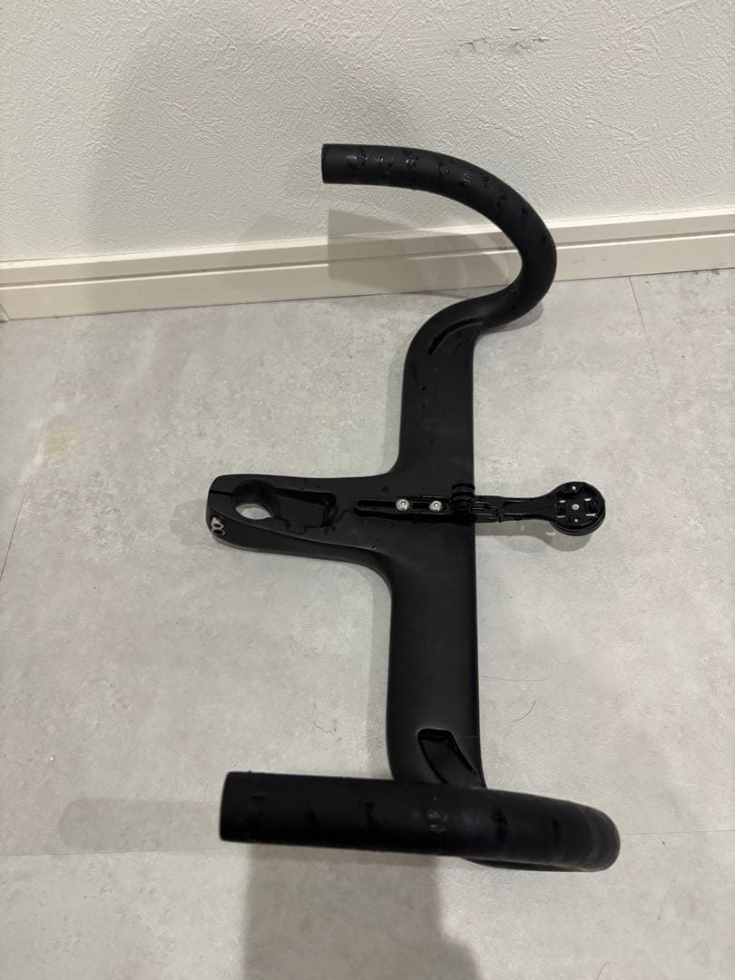 ロードバイク　一体型ハンドル　カーボン
