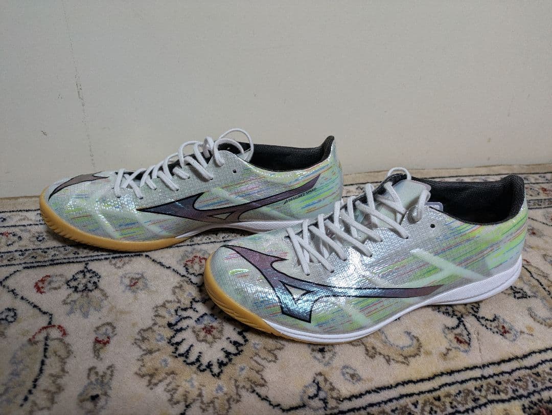 仁*様 ミズノアルファ 2 ELITE IN フットサル インドアシューズ 26