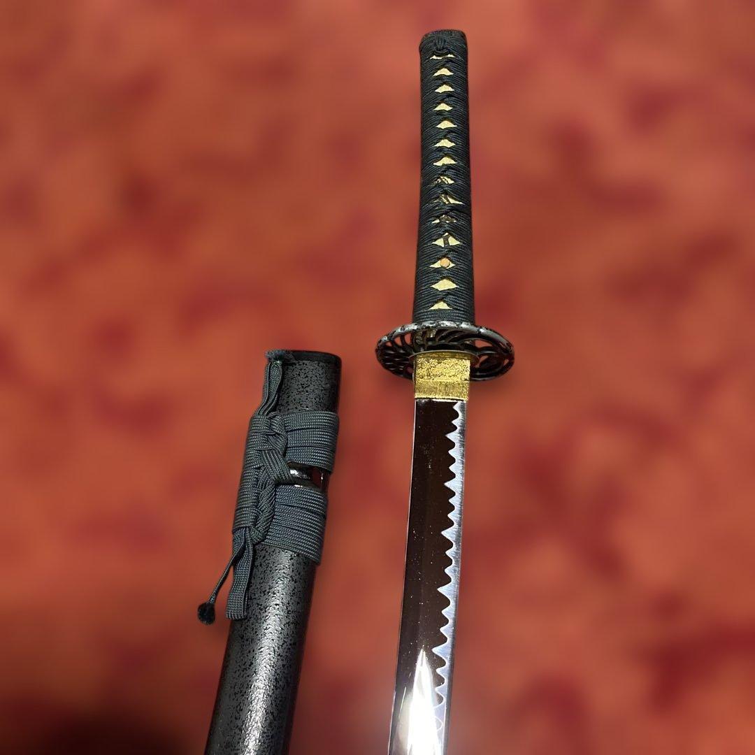 上質模造大刀 濃緑柄 鶴羽透し丸鍔 黒梨地鞘