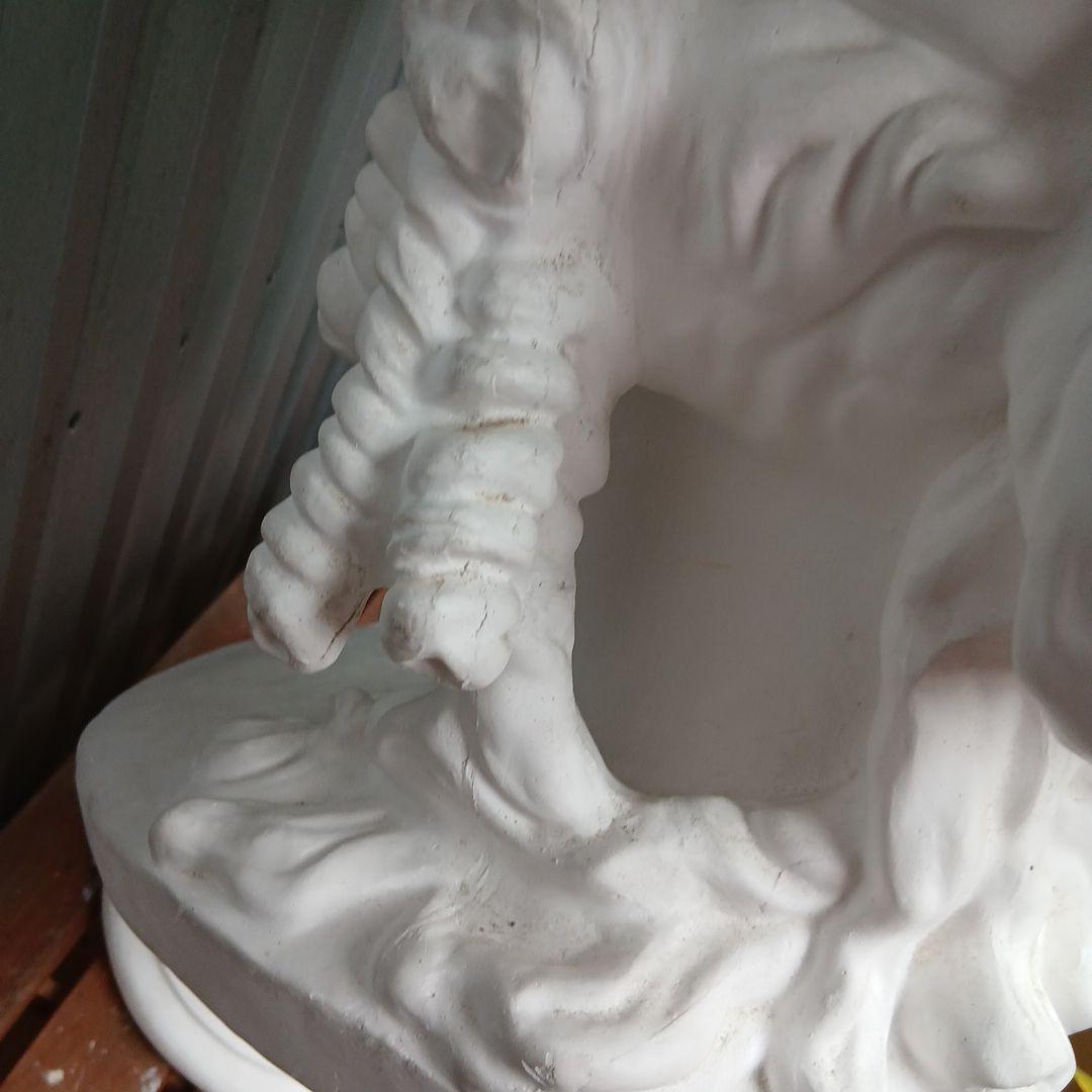 う*る様 アリアス像 石膏像