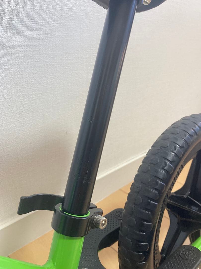 ストライダー　STRIDER 黄緑