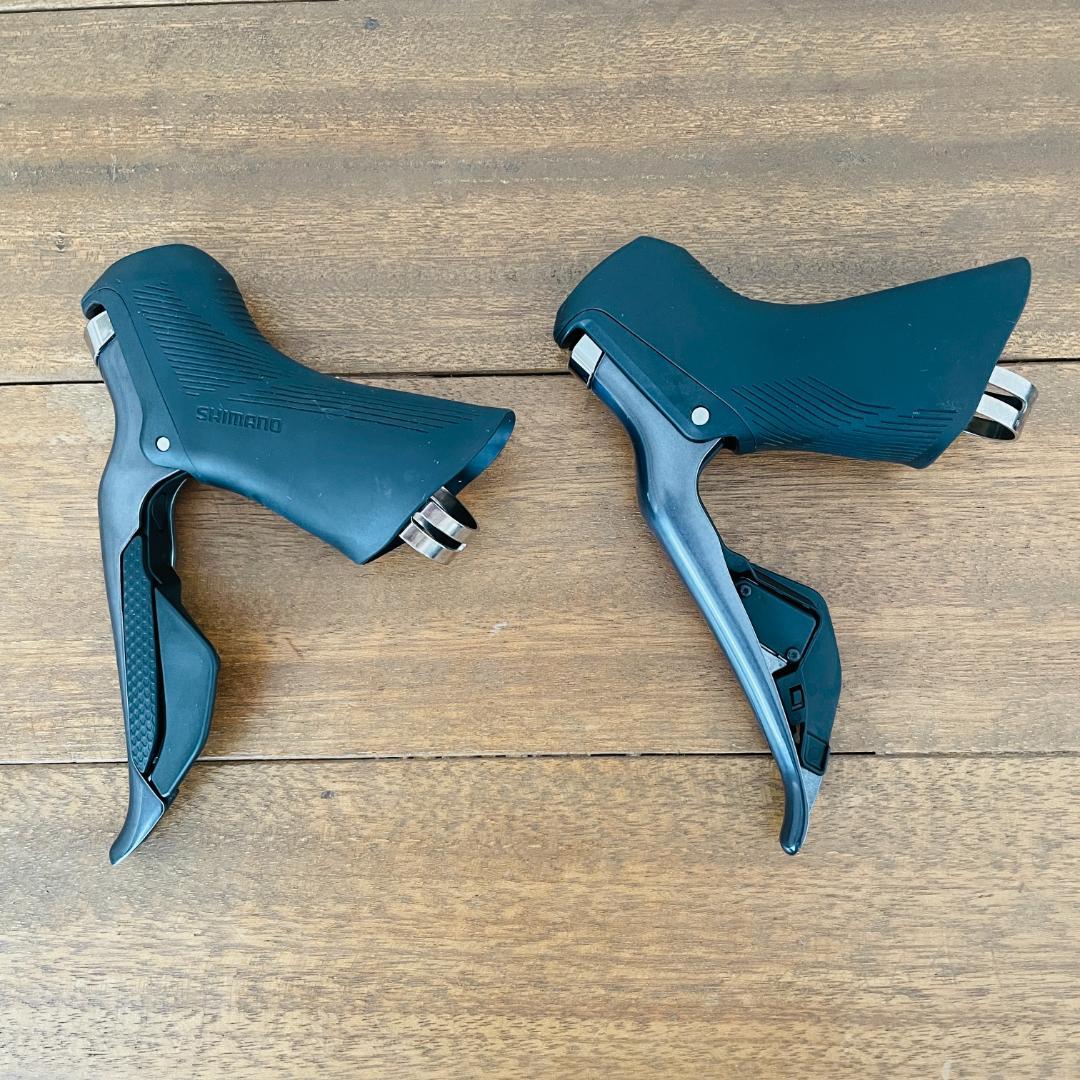 美品 シマノ アルテグラ Di2 ST-R8150 STIレバー リムブレーキ用