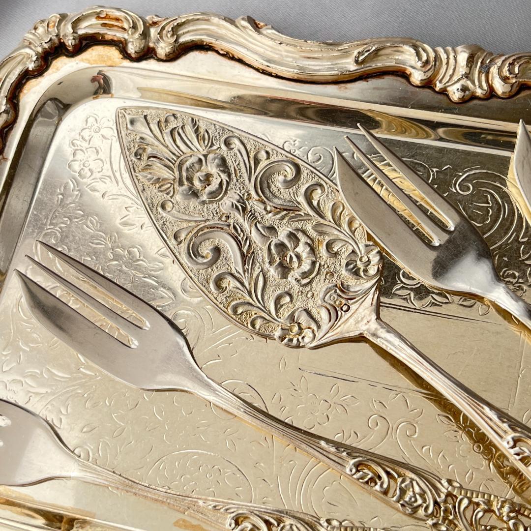 【英国】透かしのケーキフォークケーキ ４本 / サーバー 1本