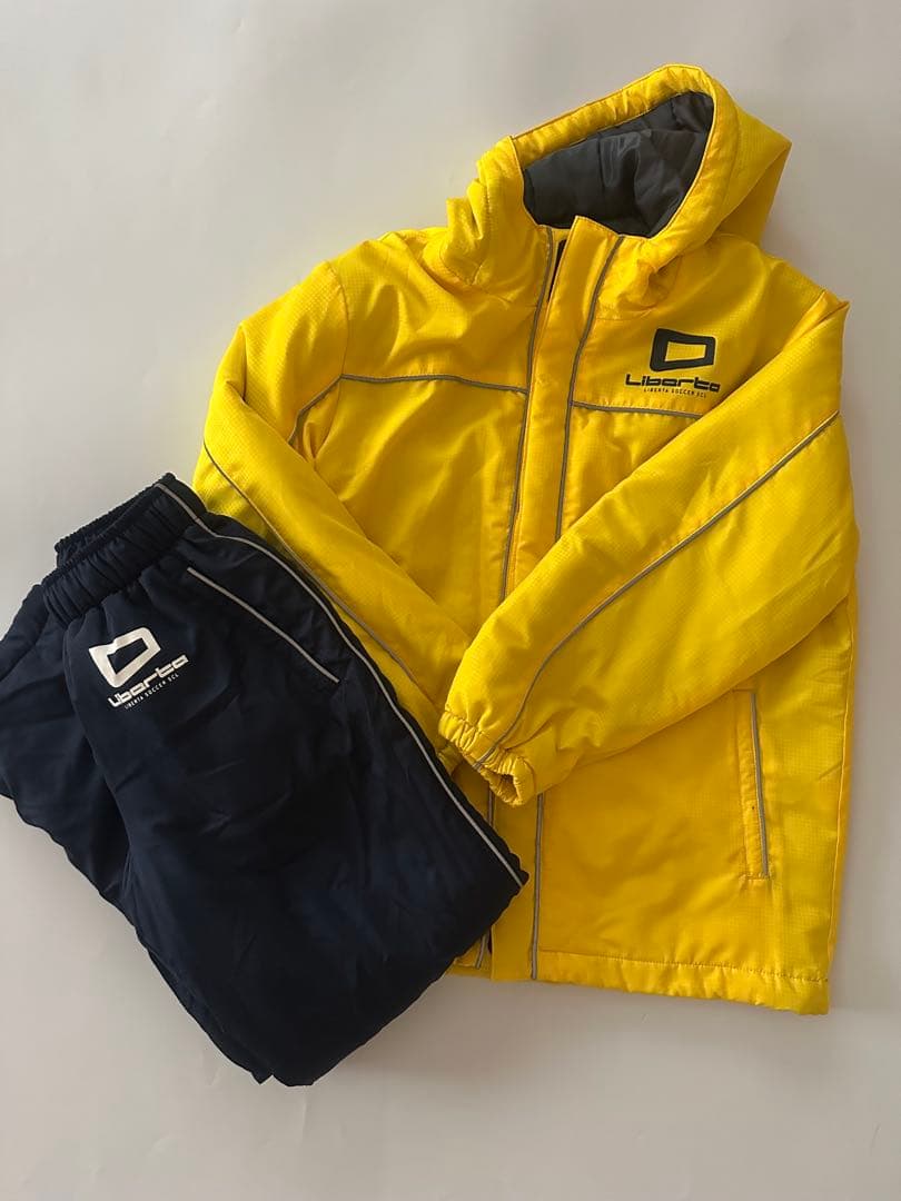 リベルタ　145cm Liberta ウィンドブレーカー、ジャージ　ウェアセット