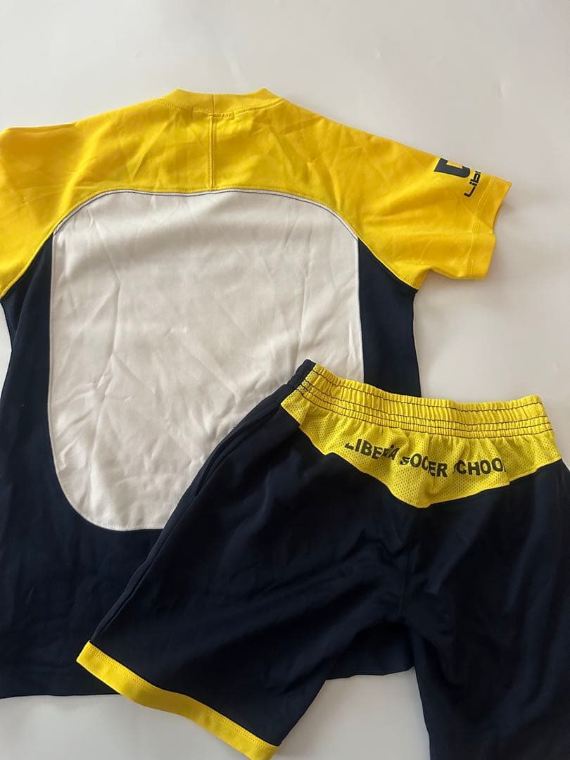 リベルタ　145cm Liberta ウィンドブレーカー、ジャージ　ウェアセット