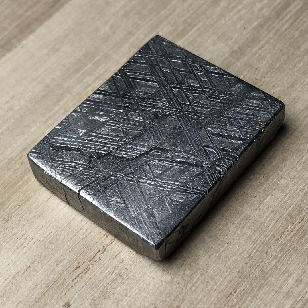 ムオニオナルスタ隕石　メッキ処理済み　　 鉄隕石　重さ約37ｇ