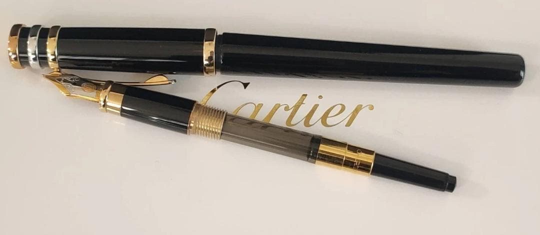 未使用Cartier トリニティ ドゥ カルティエ 18K750ゴールド 万年筆