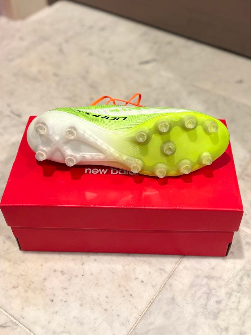 New balance Furon v8 Elite HG（2E）フューロン