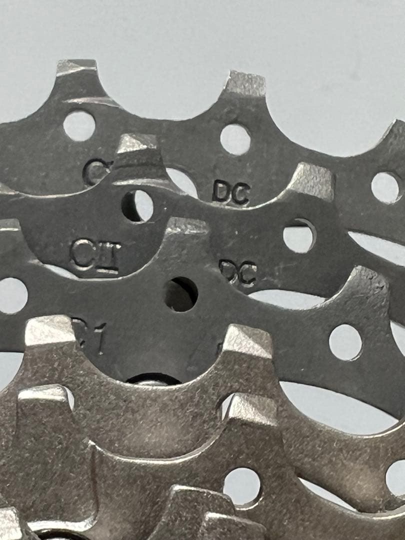 DURA-ACE 7700 9速スプロケット 12-27 新品未使用