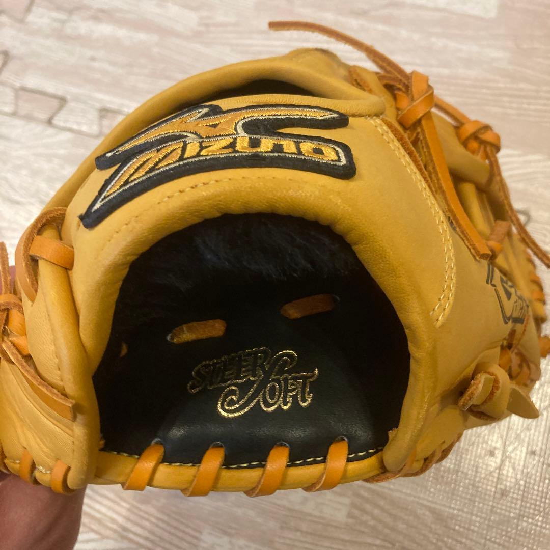 グローブ 中日ドラゴンズ 吉見投手 サイン入り