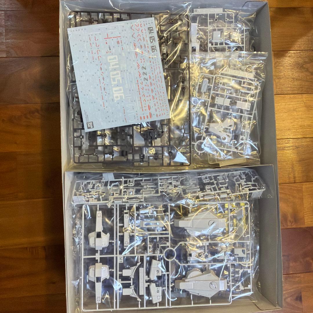 MG FAZZ ver.Ka チタニウムフィニッシュ　ガンダムベース限定