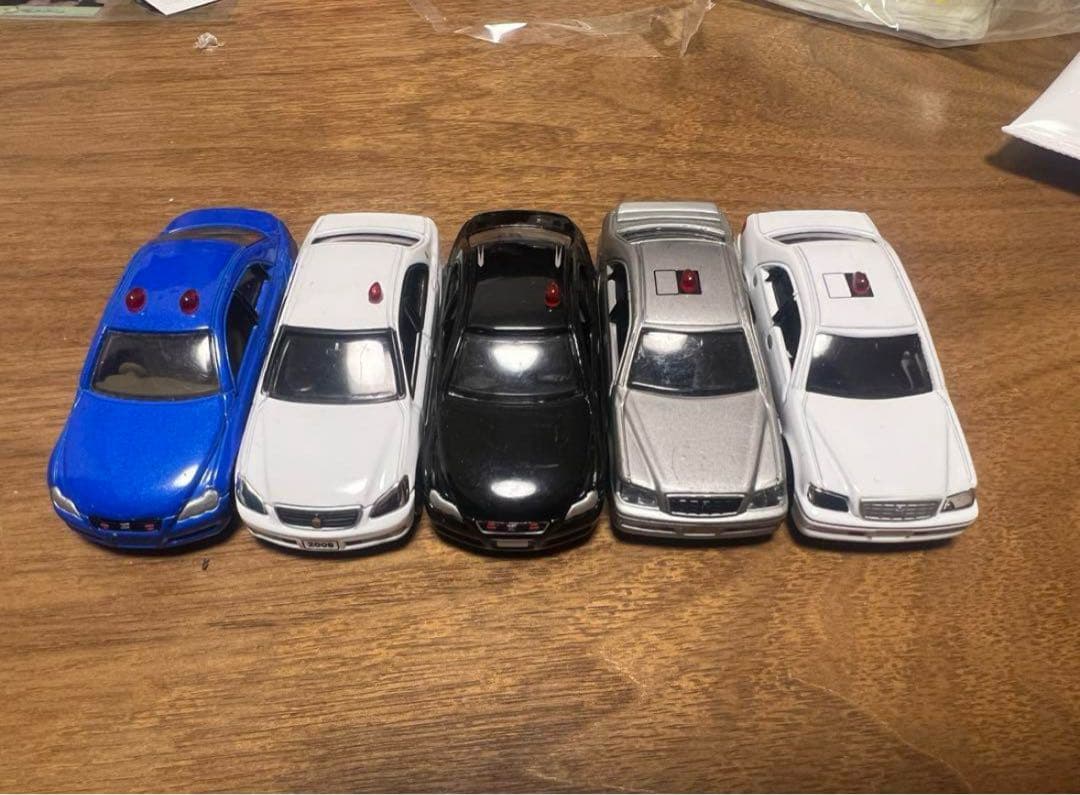 超希少！覆面パトカーミニカークラウントミカ マークXトミカ 覆面パトカートミカ