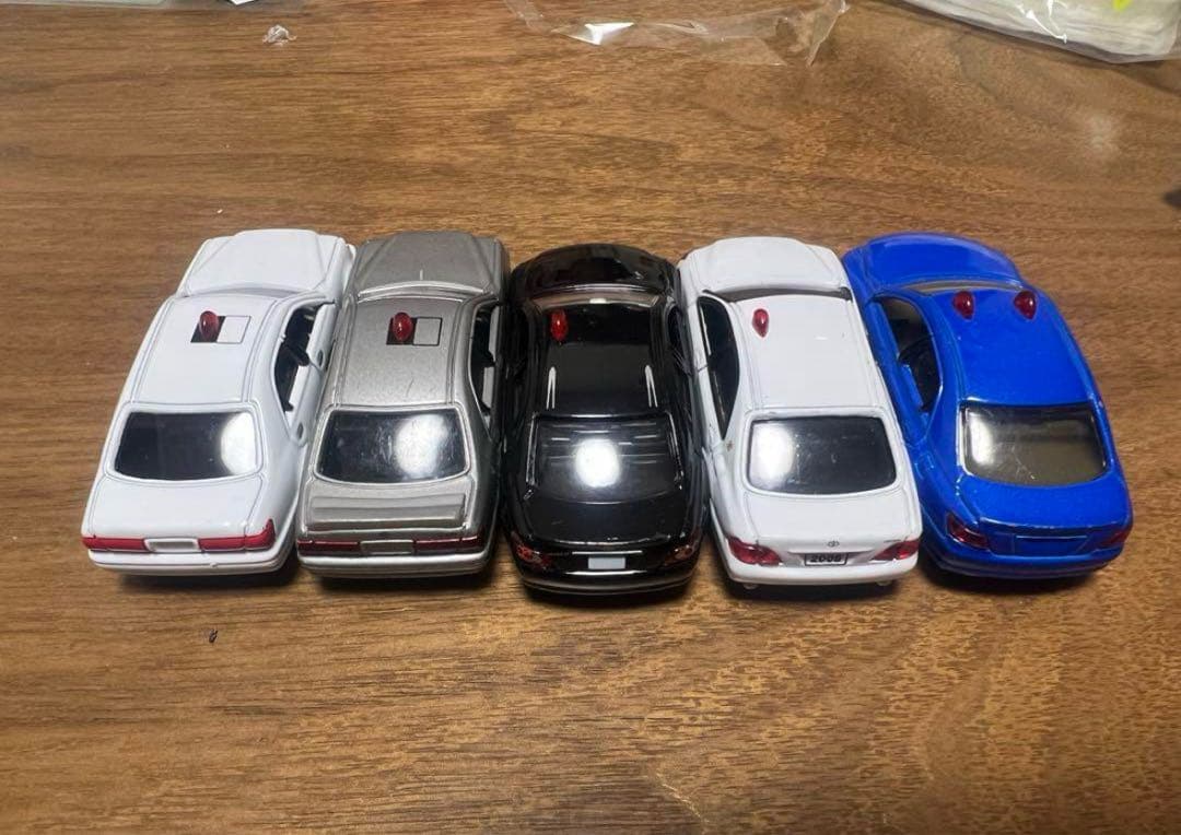 超希少！覆面パトカーミニカークラウントミカ マークXトミカ 覆面パトカートミカ