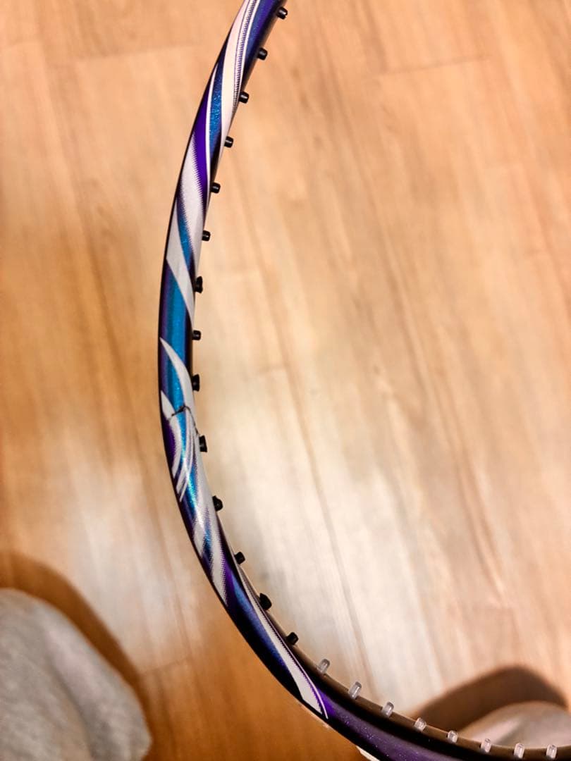 ヨネックス　アストロクス100zz