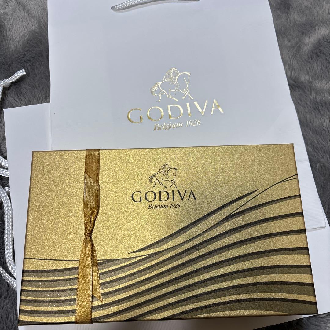 ハート オブ ゴールド コレクション (15個入り)とノベルティプレート