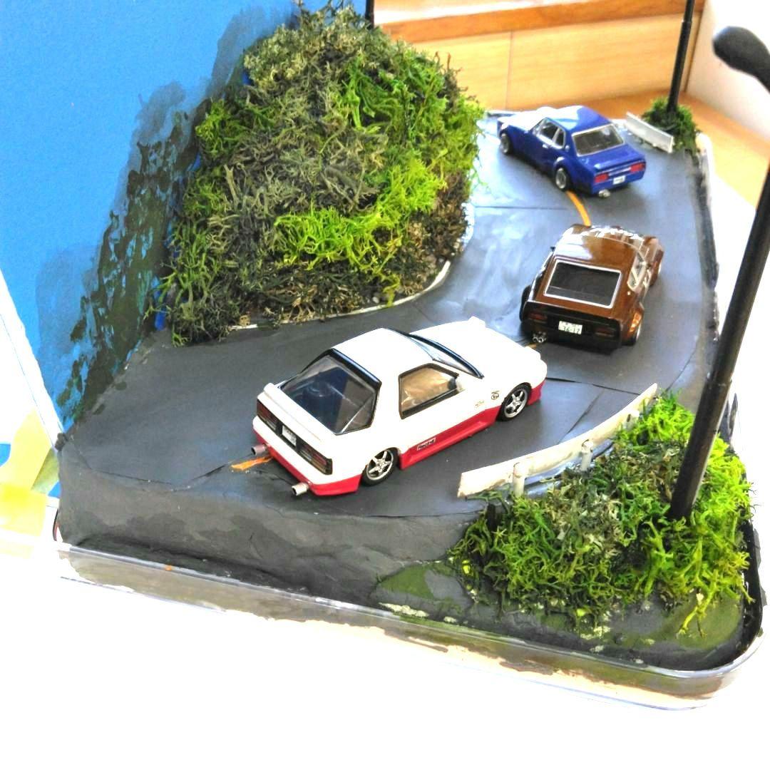 シャコタンブギ　1/64ハコスカ　30Z RX－7　ミニカー3台 ヨコ波ジオラマ