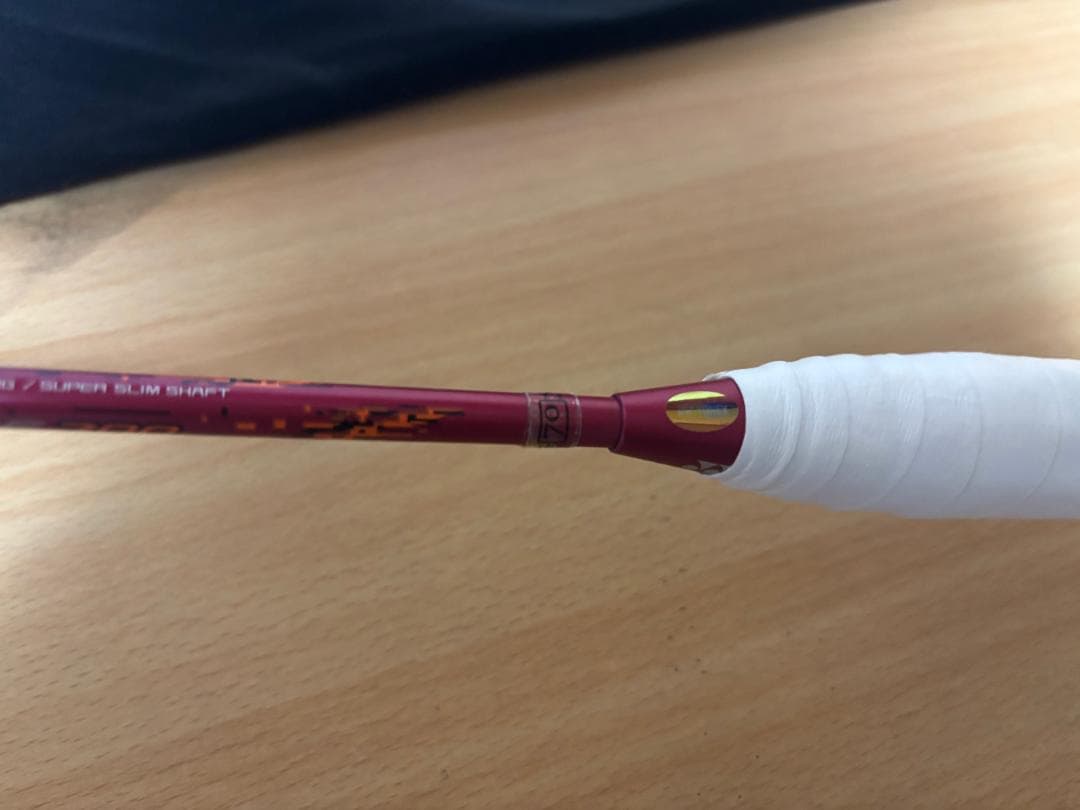 バドミントンラケット 【廃盤品】ナノフレア700 5UG5 マゼンダ