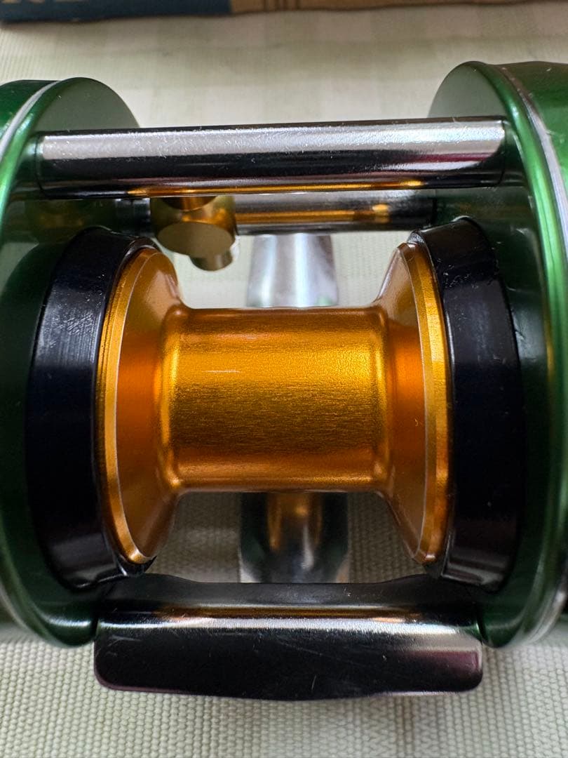 アブガルシア アンバサダー 2500C グリーン カスタム