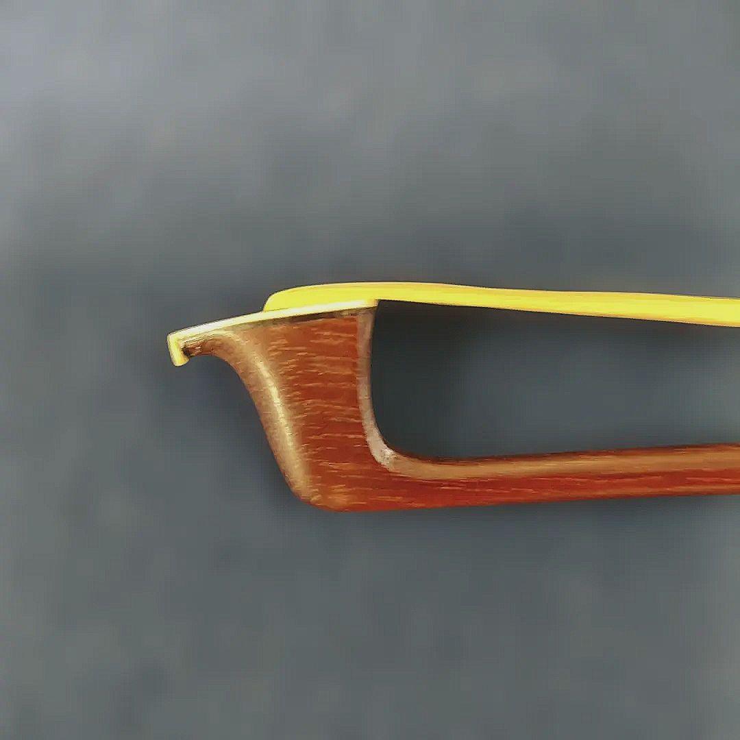 モダンバイオリン弓 4/4 オクタゴナル フェルナンブコ材 59g ドイツ