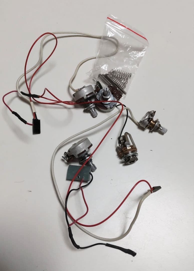 EMG ピックアップ　81 85