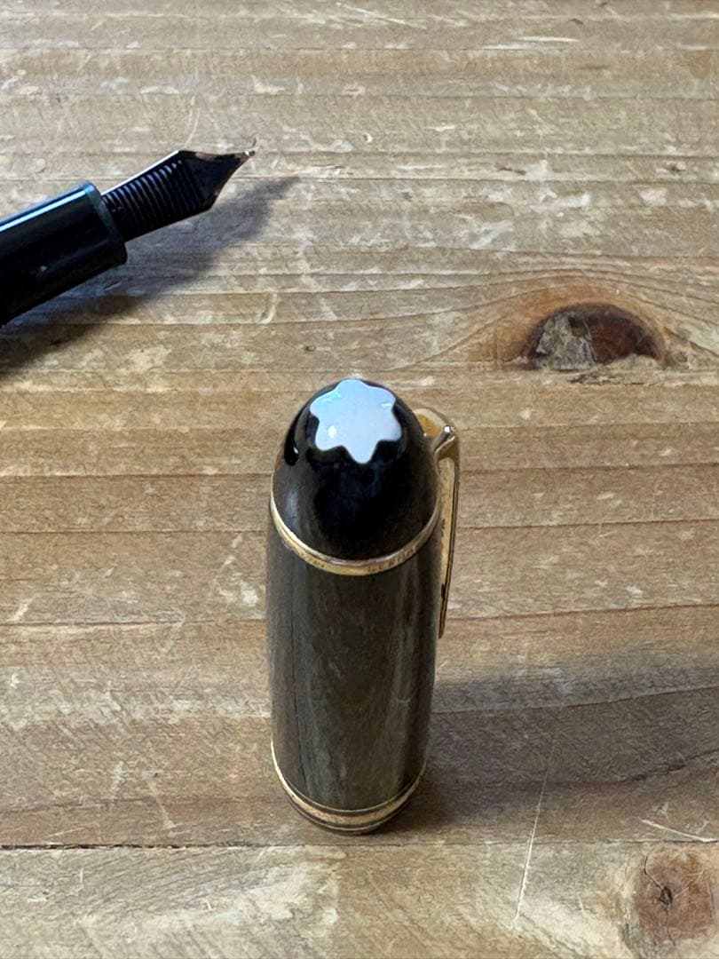 d*9様 マイスターシュテュック146 ゴールド ル・グラン　14K 万年筆