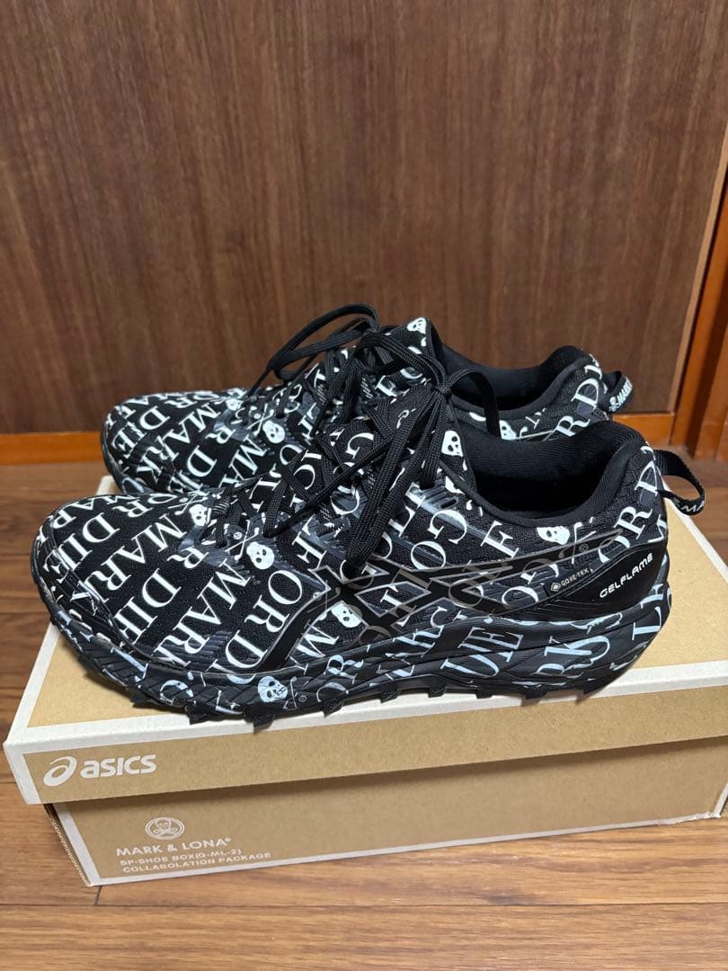 マークアンドロナ アシックス GELFLAME GTX ブラック/ホワイト