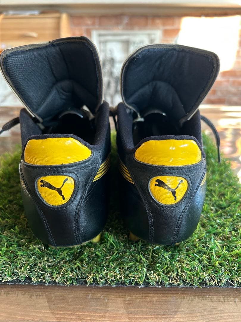 PUMA サッカーシューズ ブラック/イエロー