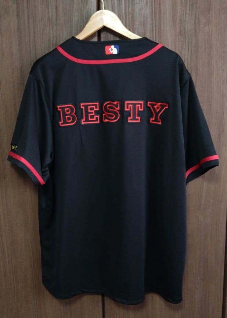 Hello My BESTY vol2 LEOのベースボールシャツ(Ｌサイズ)