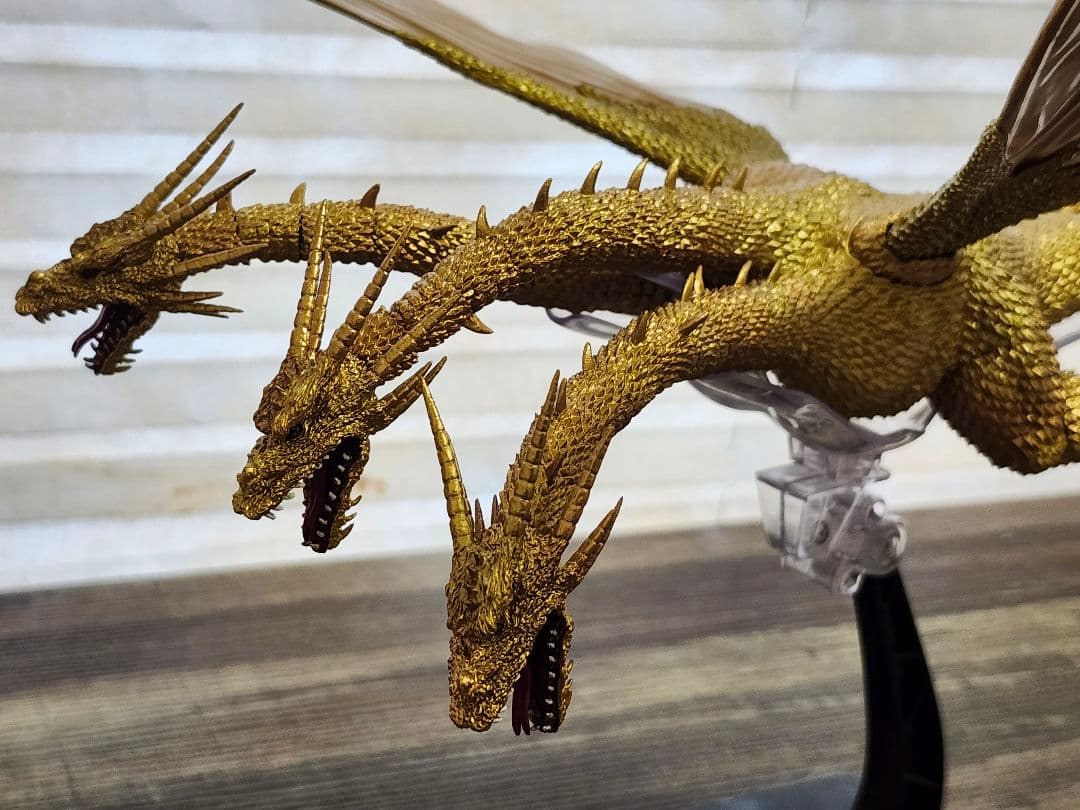 キングギドラ　スペシャルカラー Ver.　S.H.MonsterArts