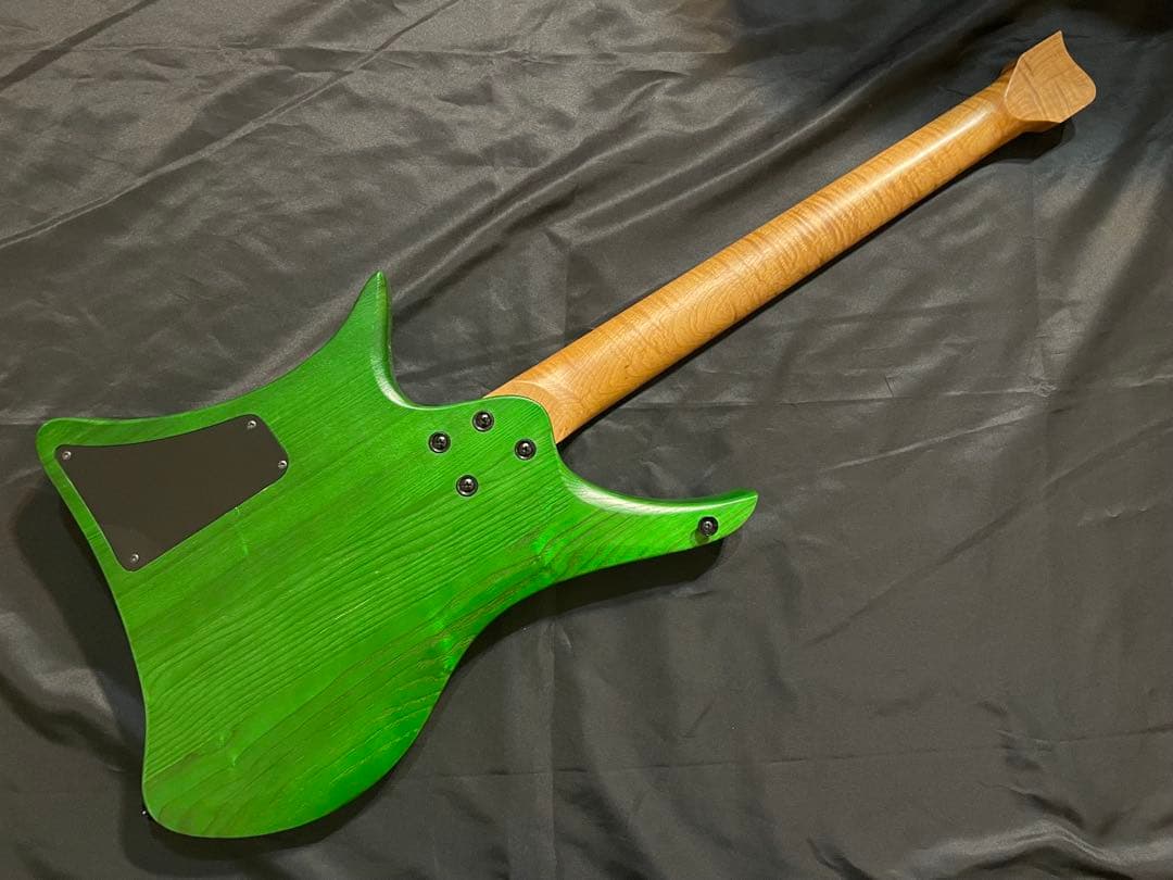 K*K様 ノーブランド ヘッドレスギター ★ グリーンサンバースト