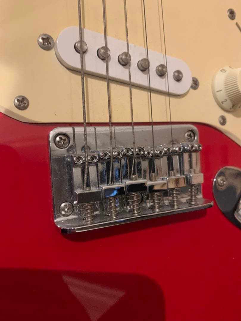 Squier miniレッド