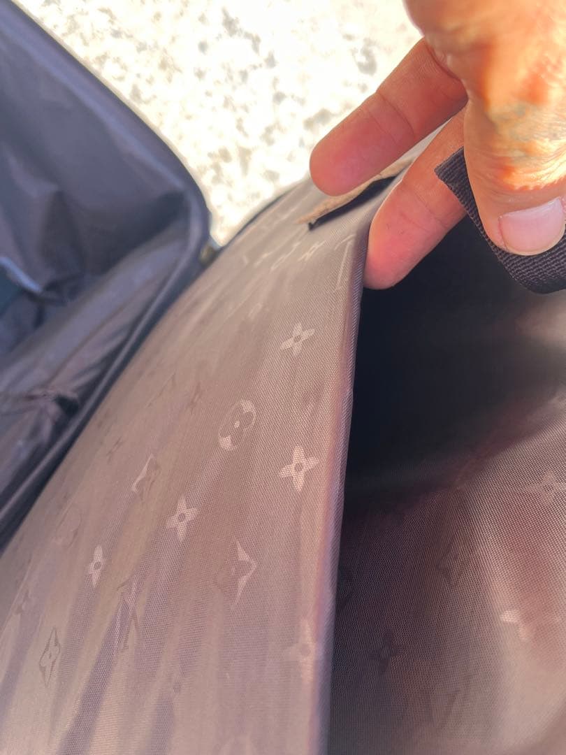 s*8様 キャリーケース