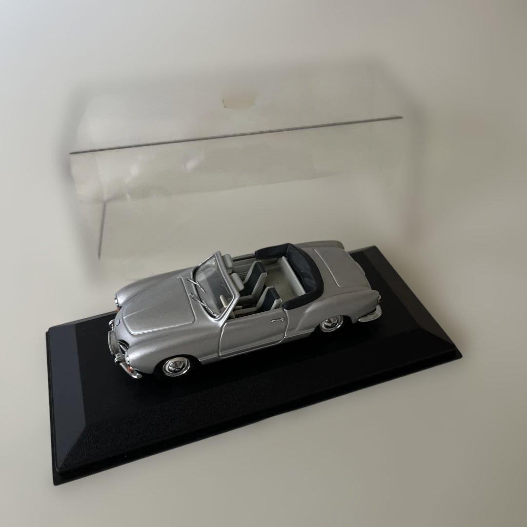 カルマンギア　MINICHAMPS