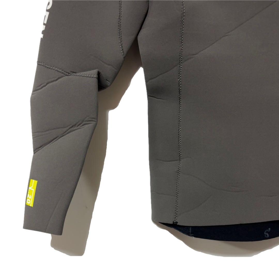 新品 ヘリーハンセン ベロシティー 2mm タッパー KZ ブラック グレー S