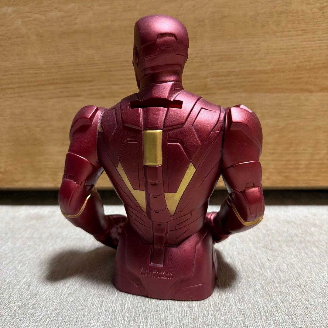 アメコミ　アベンジャーズ　フィギュア　貯金箱　3個セット