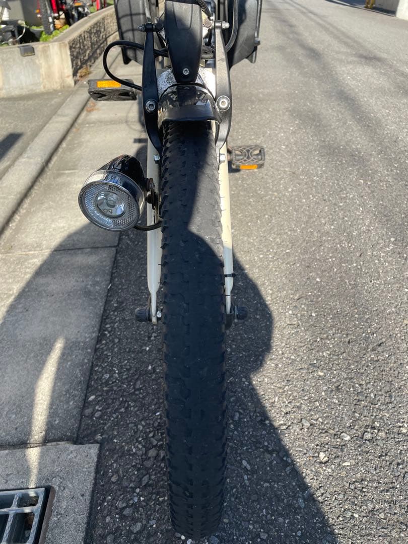 【前カゴ新品】ヤマハ　パス　キス　電動アシスト自転車 チャイルドシート付き