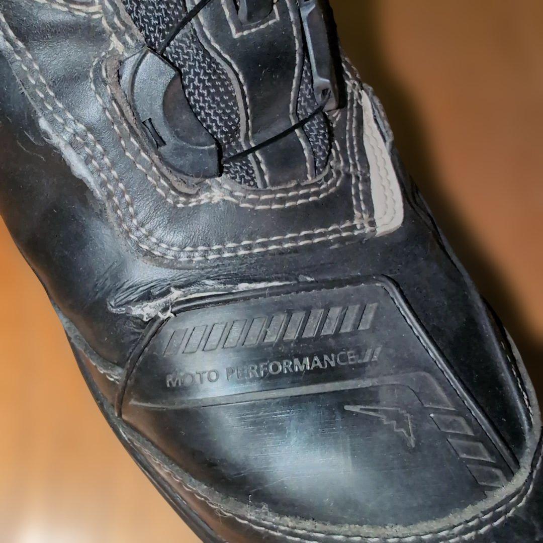 クシタニ　アドーネシューズ