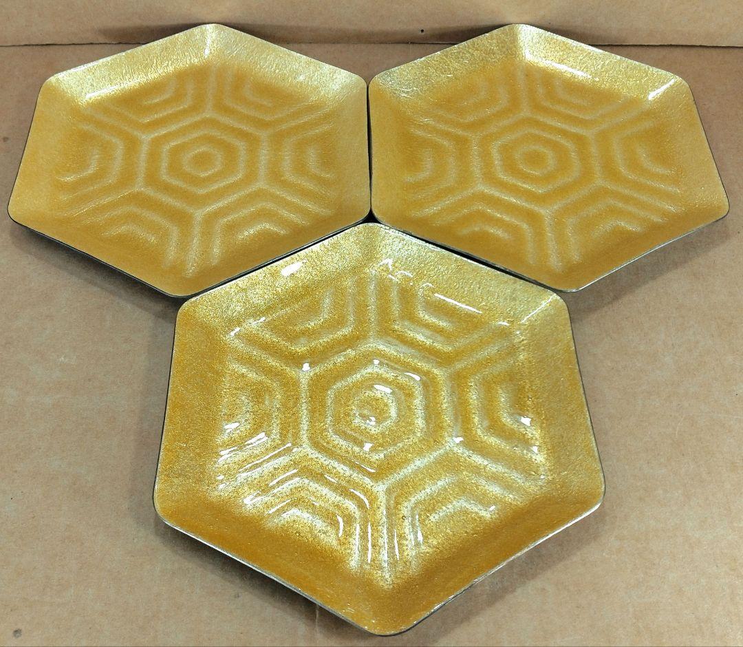 【本物保証】安藤七宝店謹製 七宝亀甲皿(金3枚,白銀3枚,6枚1組) 共箱 七寶