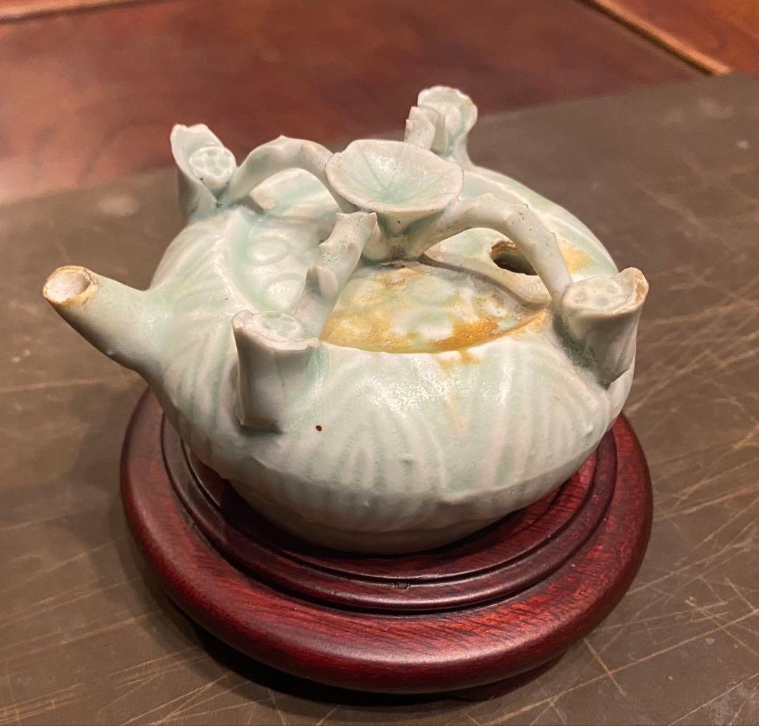 青白磁　水滴　蓮の花　鑑賞台付　　　一輪挿し　ヴィンテージ　レア