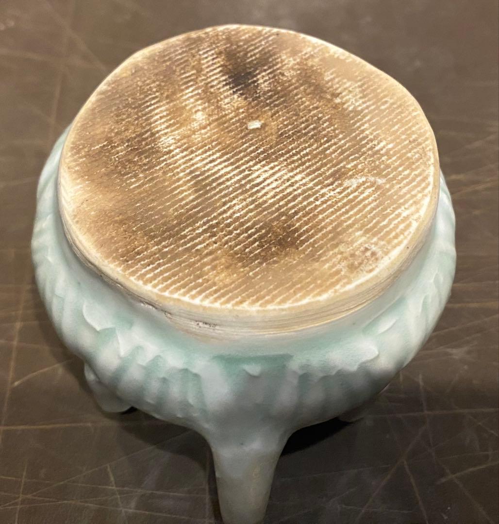 青白磁　水滴　蓮の花　鑑賞台付　　　一輪挿し　ヴィンテージ　レア