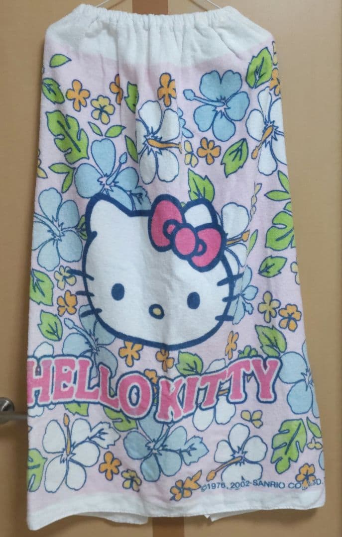 【平成レトロ】ハローキティプール用巻タオル　ハイビスカス　南国ギャル　バスタオル