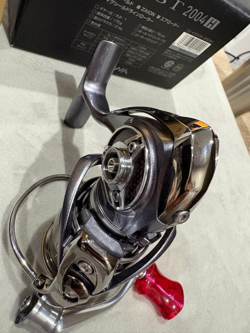 美品 ダイワ 12イグジスト 2004H ハイギア　アクリスタ　エリアトラウト