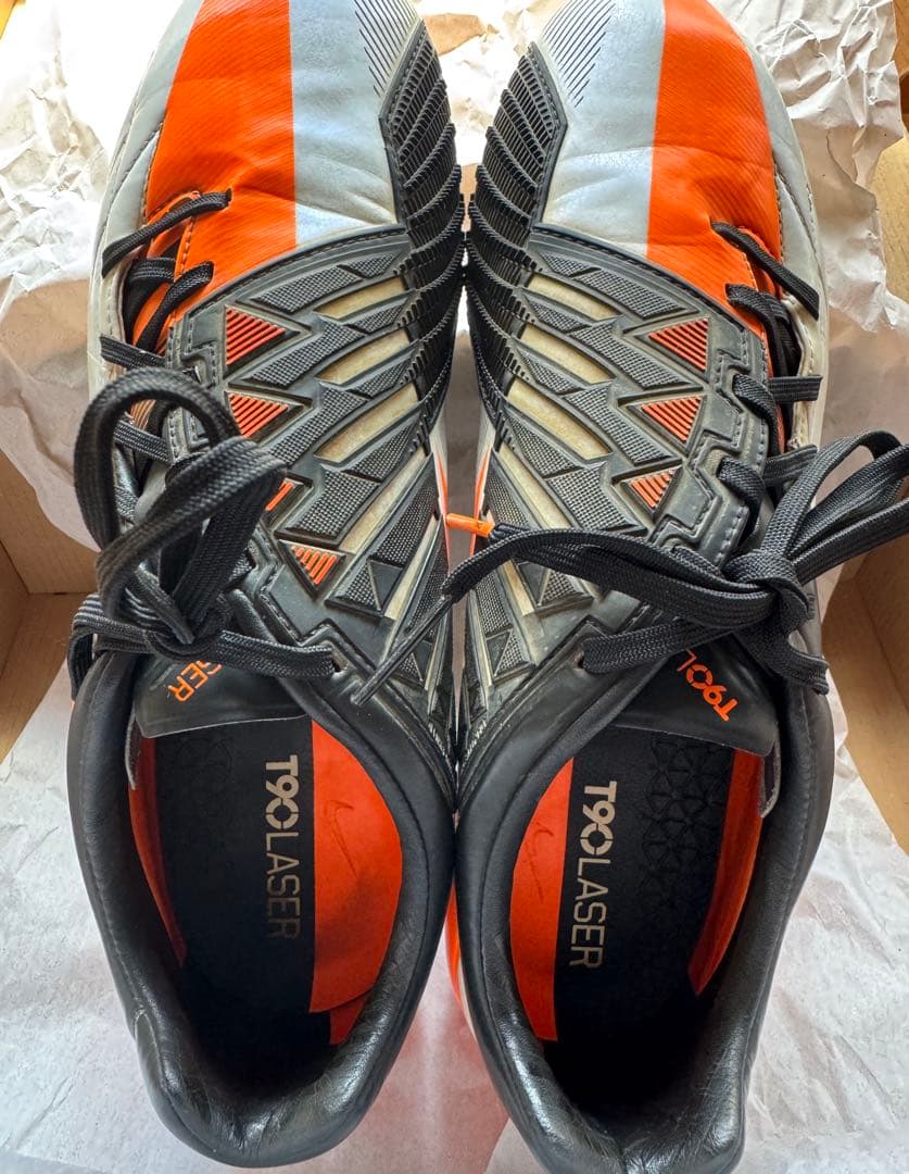 【 USED 】 NIKE T90 LASER IV HG-B (27㎝)