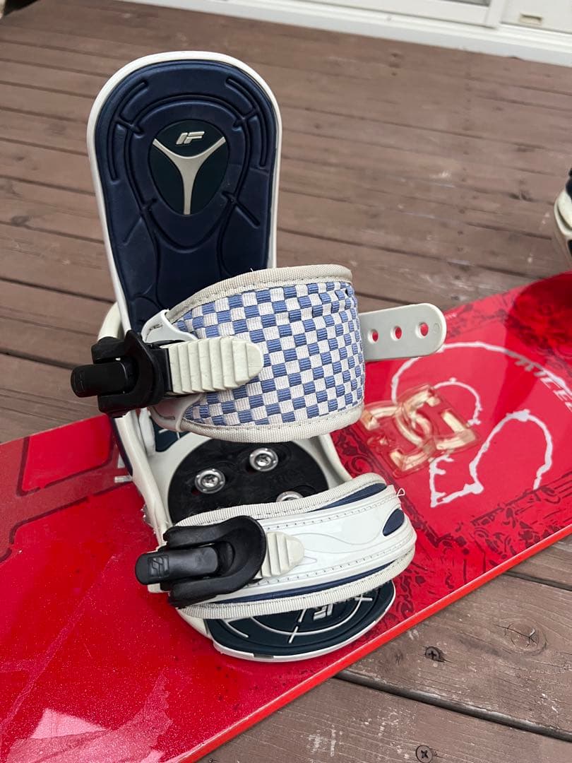 スノーボードセット　バインディング付 140 カバー付き ライス28