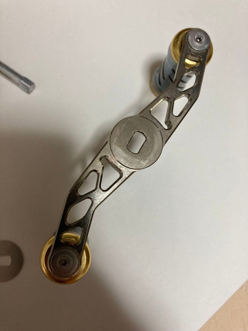 リブレ アヴェントゥーラ 85 シマノ用 ナット右 カスタムハンドル