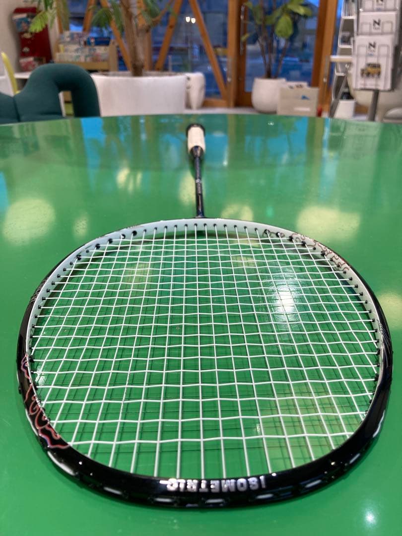 フライパワーバドミントンラケット NUSANTARA 2.3 (DEFENSE)