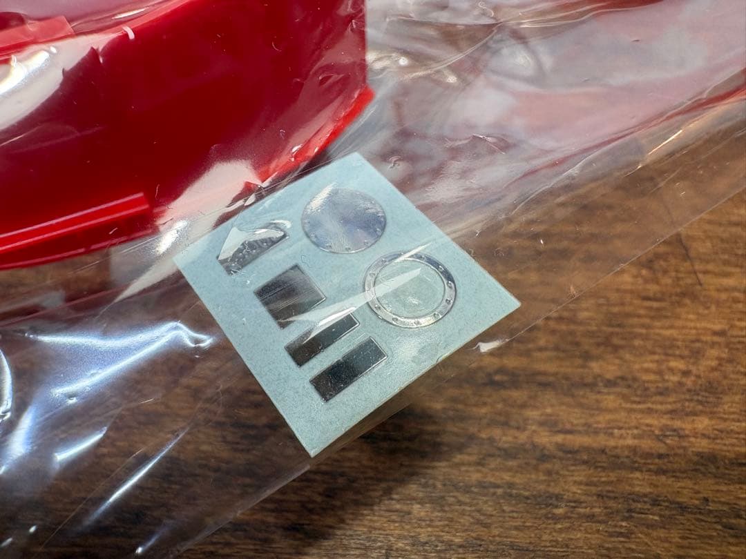 タミヤ 1/20 フェラーリ F2001 マルボロデカール、カーボンデカール付き